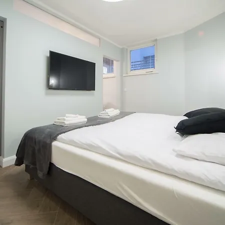 M6 Main Square Stylish One Bedroom Διαμέρισμα *