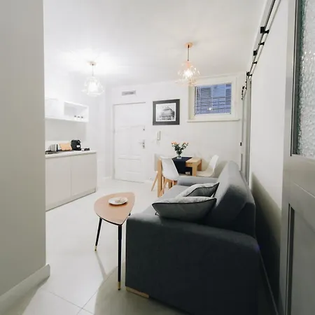 M6 Main Square Stylish One Bedroom شقة كراكوفيا