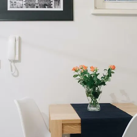 M6 Main Square Stylish One Bedroom